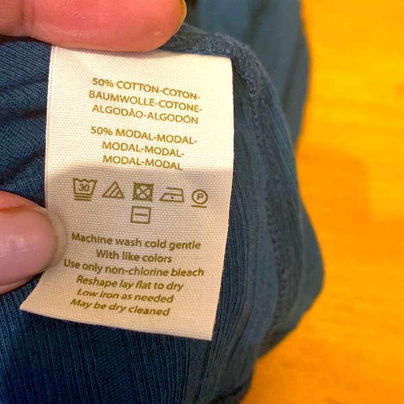 Free People Long Flowy Bohemian Style Turquoise Color Tank Small NWT - Picture 5 of 7